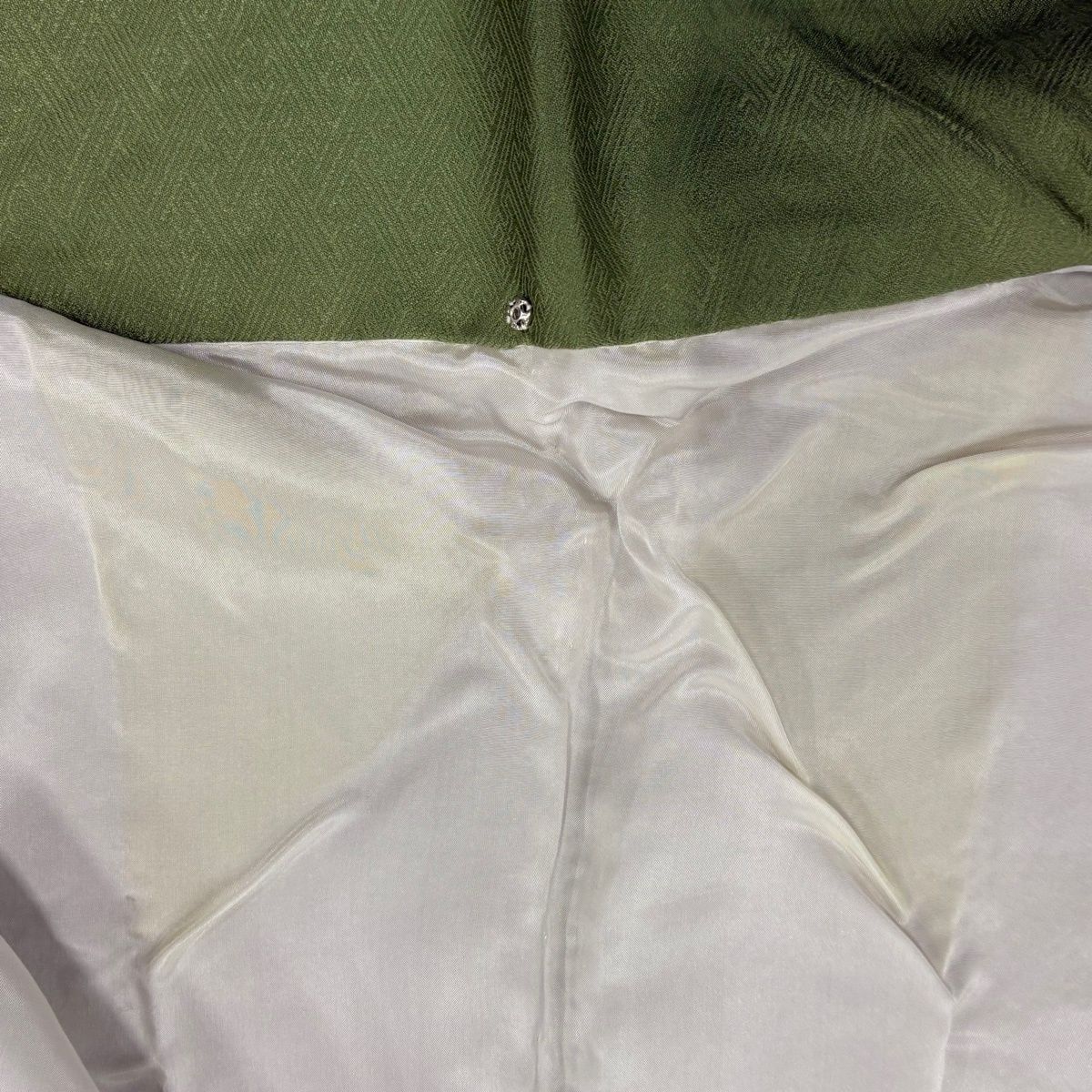 色無地 身丈153cm 裄丈66cm M 袷 花井幸子 やまと 落款 縮緬 山吹茶色