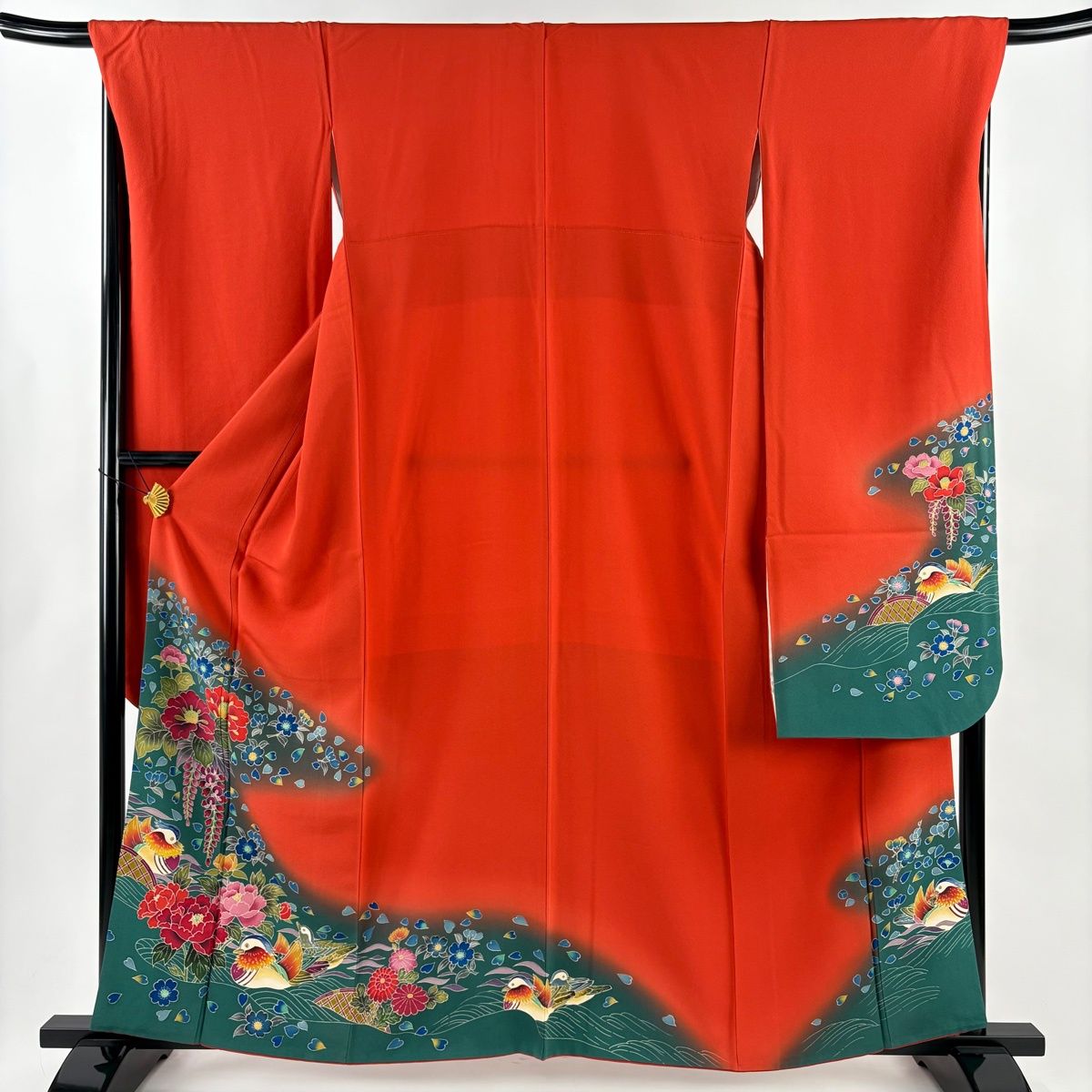 振袖 身丈161 5 cm 裄丈69 L 袷 落款 鴛鴦 草花 染め分け ぼかし 朱色 正絹 秀品