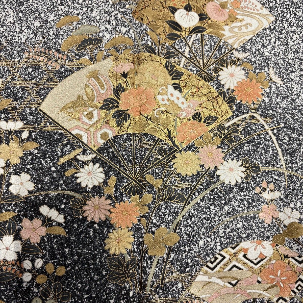 美品】 訪問着 身丈164.5cm 裄丈63.5cm S 袷 扇 草花 金彩 ぼかし 黒灰