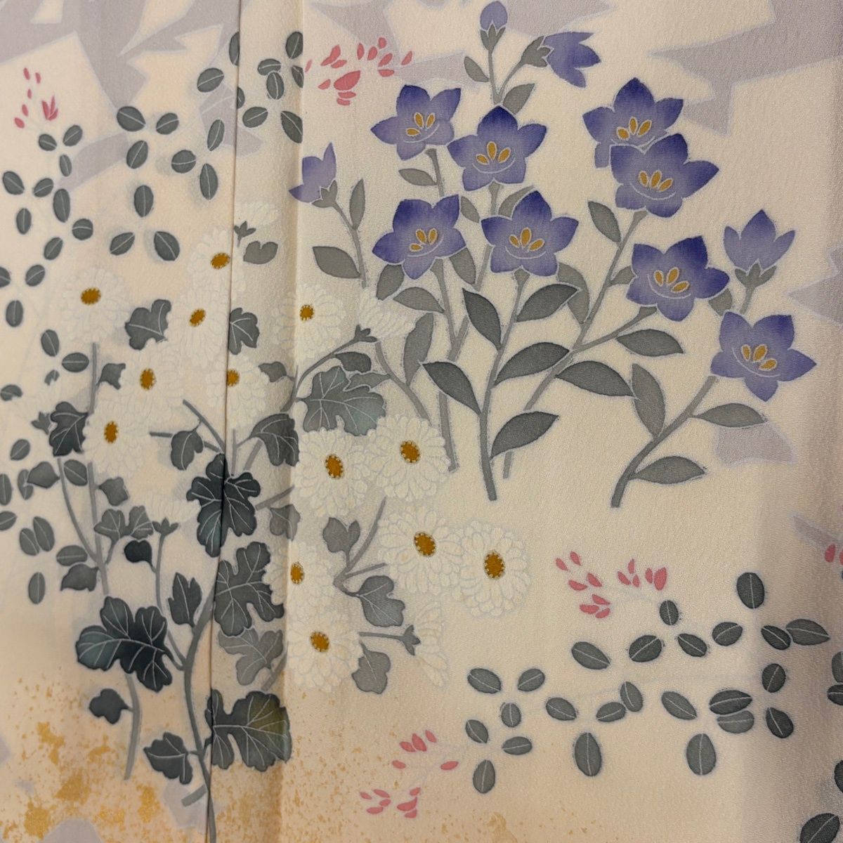  付下げ 身丈157 5 cm 裄丈66 M 単衣 落款 秋草 シルエット 金彩 灰色 正絹 秀品 訪問着 付け下げ 着物