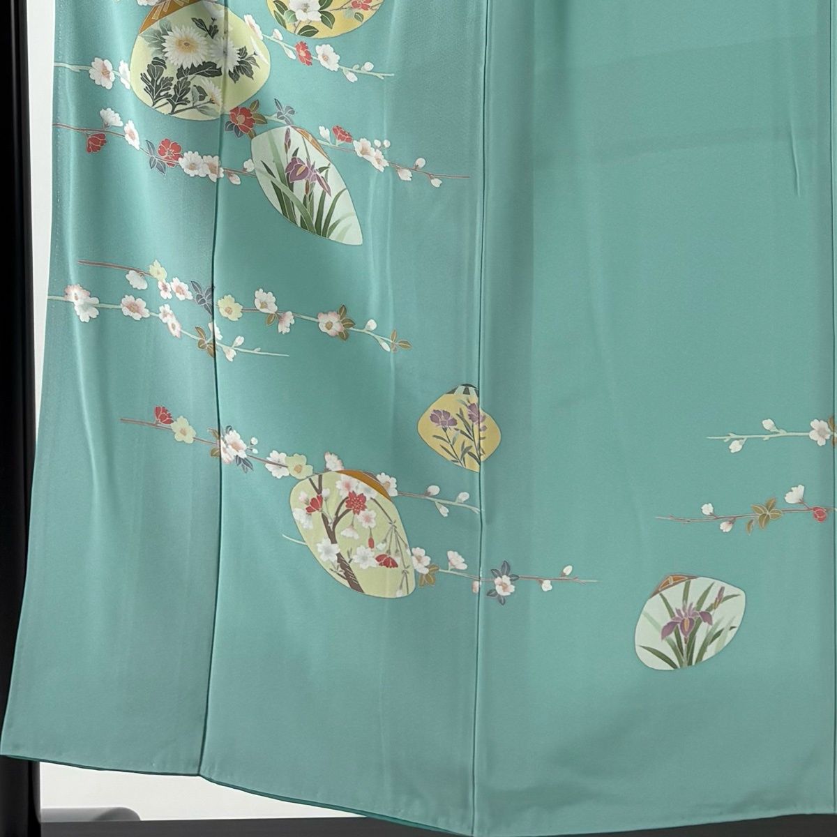 訪問着 身丈156 cm 裄丈63 S 袷 落款 貝合わせ 草花 薄緑 正絹 秀品