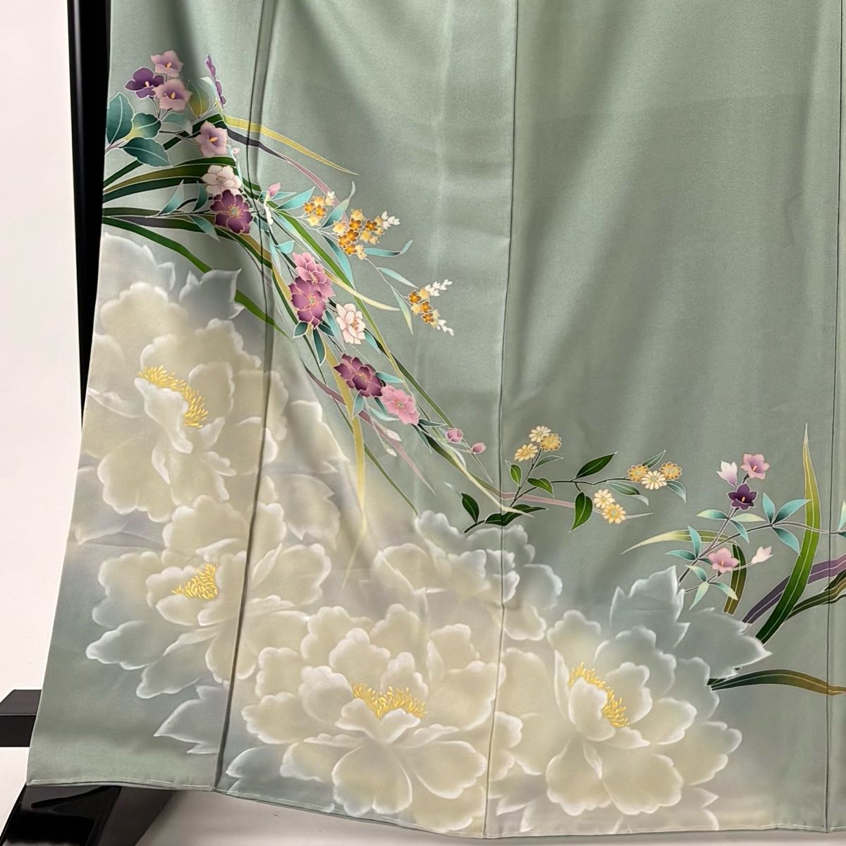 訪問着 身丈166.5 cm 裄丈67.5 L 袷 牡丹 草花 金彩 ぼかし 薄緑 正絹 秀品