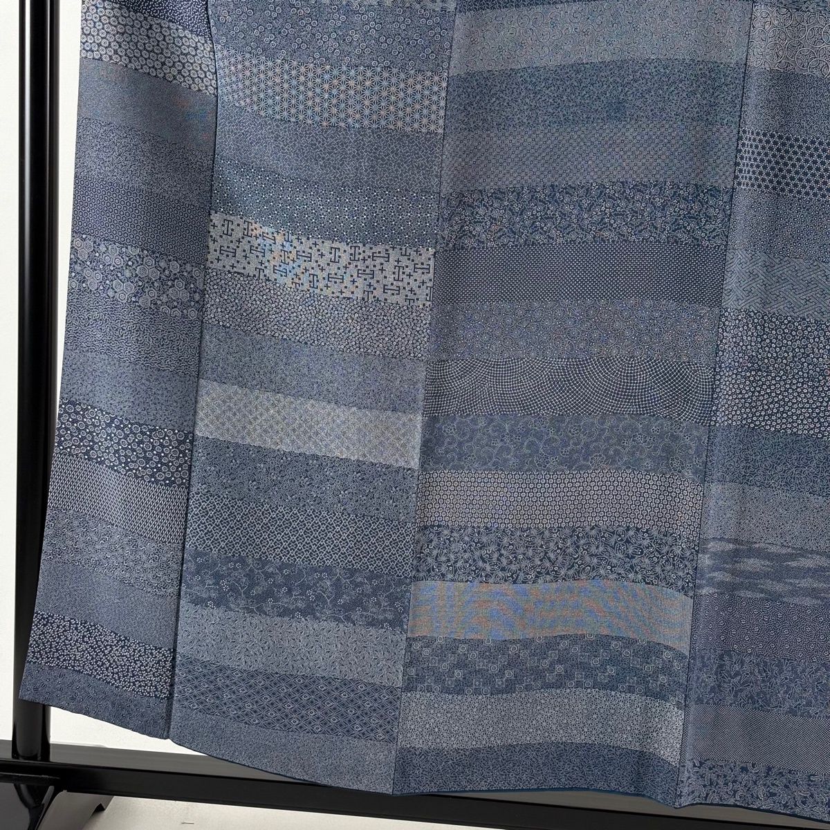 江戸小紋 身丈157 cm 裄丈62.5 S 袷 鈴木秋治 落款 草花 寄せ柄 藍色 正絹 名品