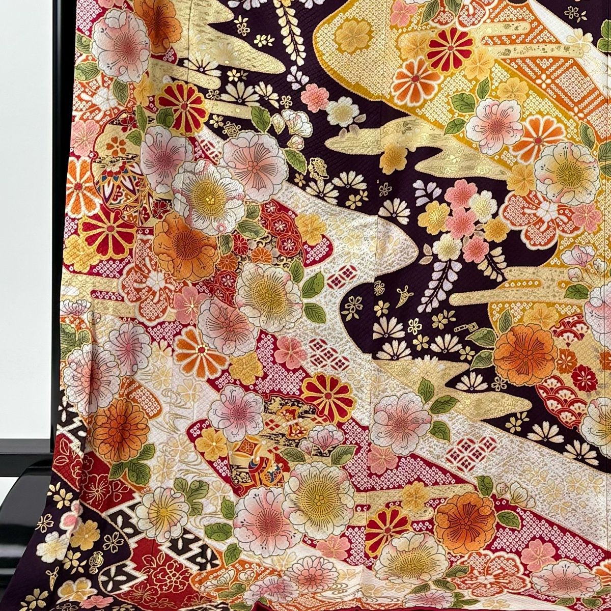 振袖 身丈180 cm 裄丈73 L 袷 雪輪 草花 金彩 刺繍 濃紫 正絹 名品