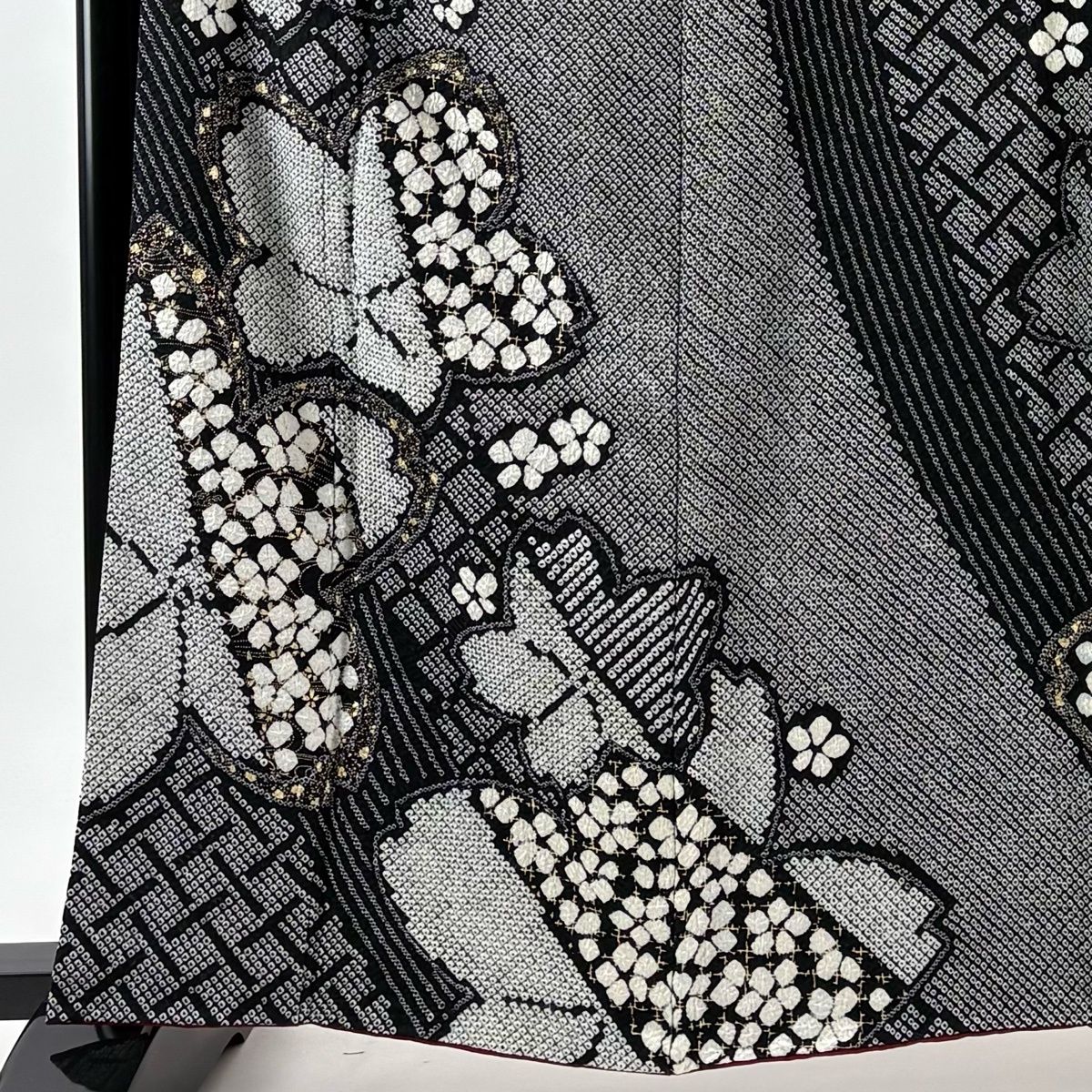 振袖 身丈161.5 cm 裄丈66 M 袷 桜 金彩 総絞り 黒 正絹 名品