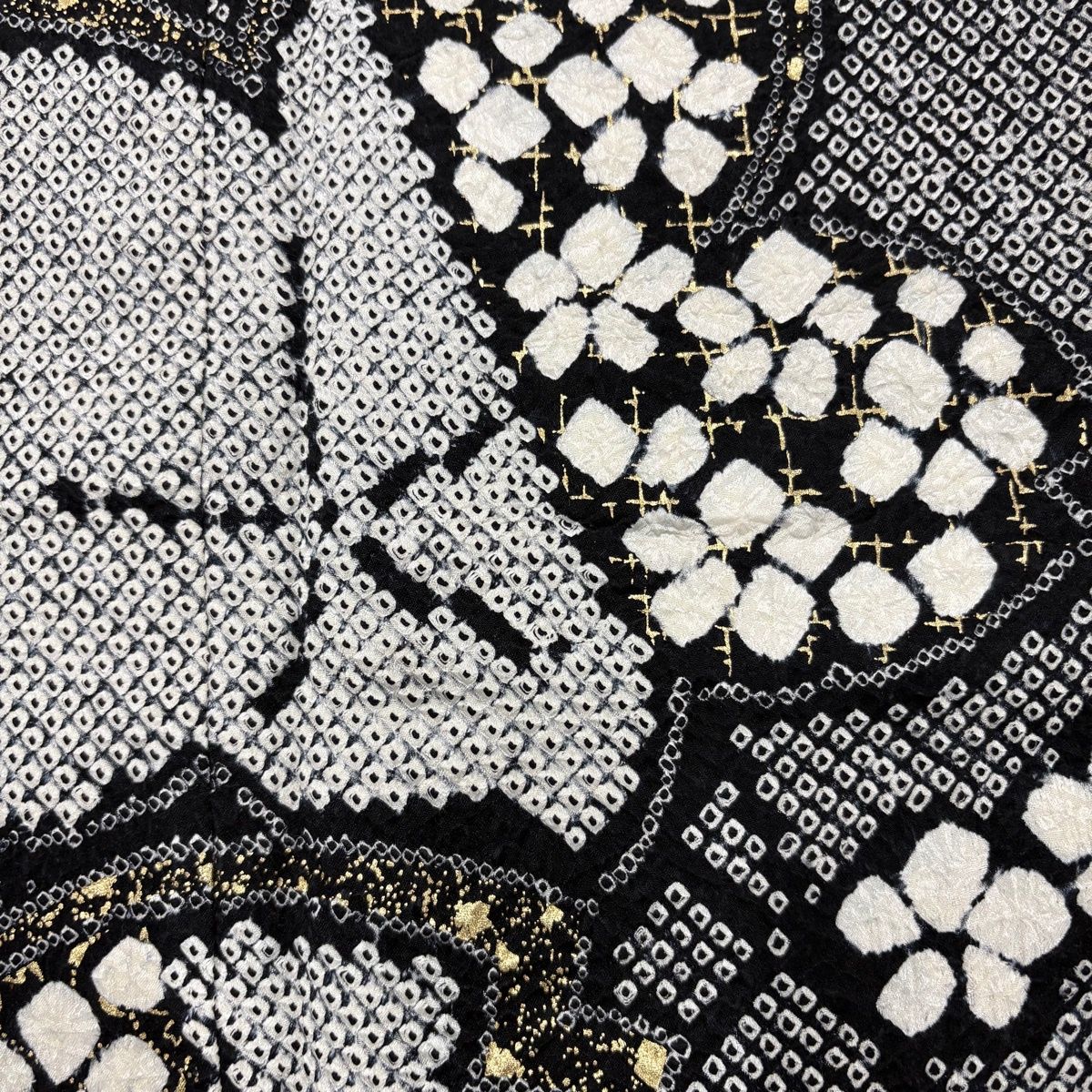  振袖 身丈161.5 cm 裄丈66 M 袷 桜 金彩 総絞り 黒 正絹 名品 振袖 着物