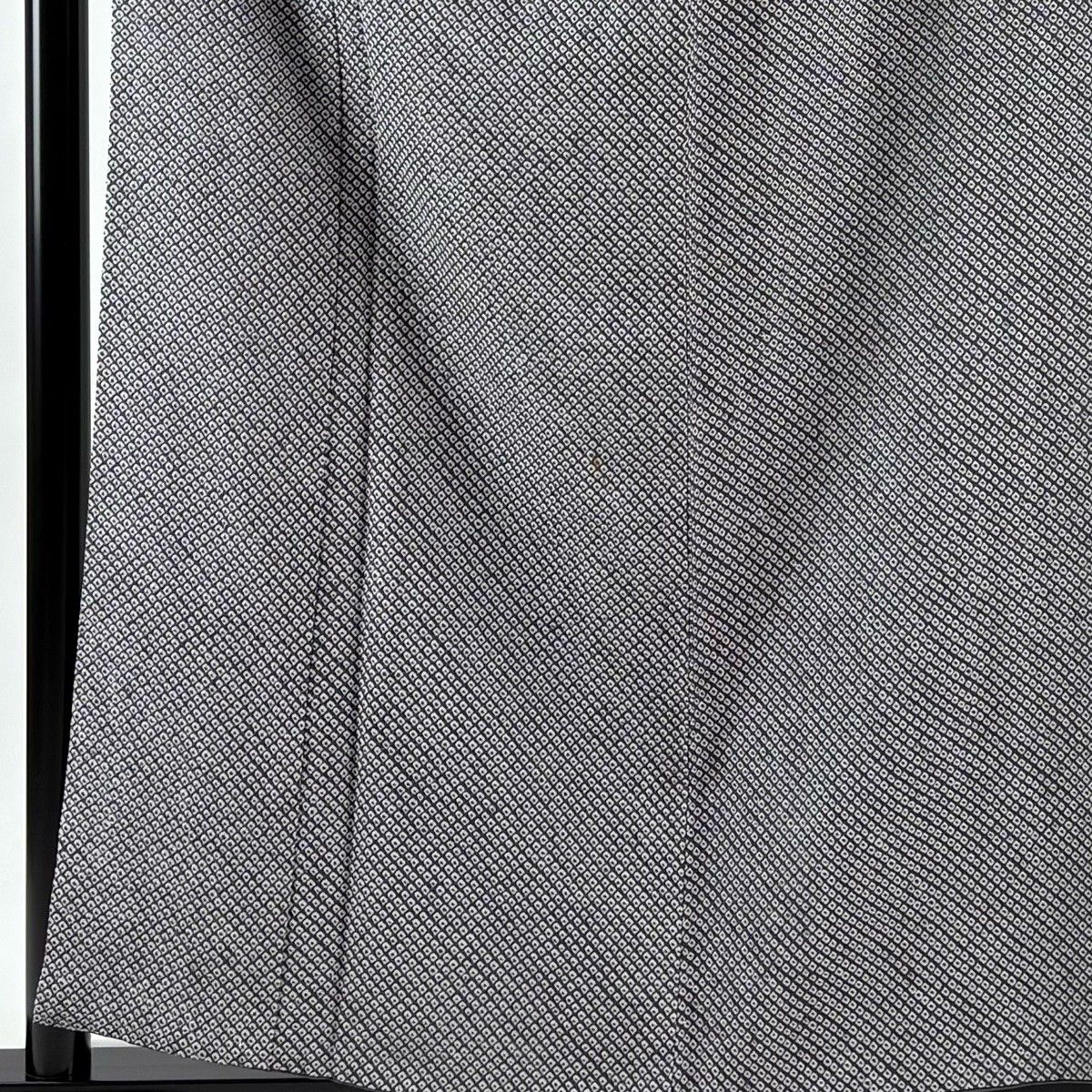 小紋 身丈158 cm 裄丈65.5 M 袷 総絞り 灰色 正絹 名品