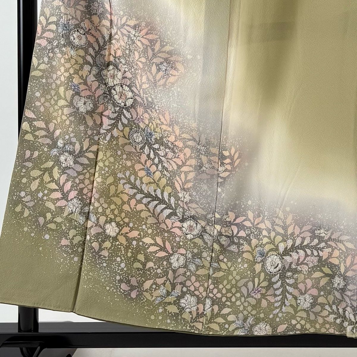 付下げ 身丈157 cm 裄丈67 M 袷 翠山工房 落款 辻が花 ぼかし 抹茶色 正絹 名品