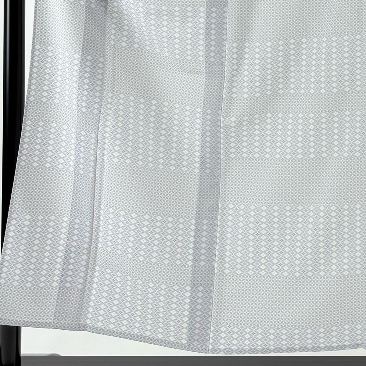 小紋 身丈153 cm 裄丈63 S 単衣 やまと 花菱 段縞 灰色 正絹 名品