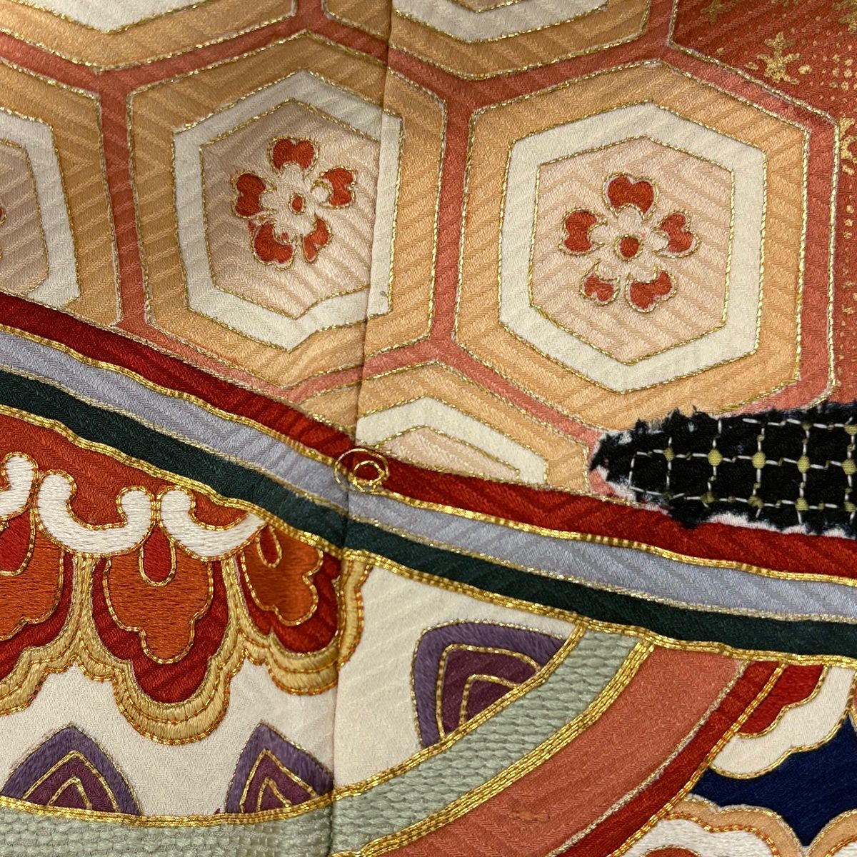  振袖 身丈169 cm 裄丈68.5 L 袷 牡丹 熨斗 刺繍 金糸 朱色 正絹 名品 振袖 着物