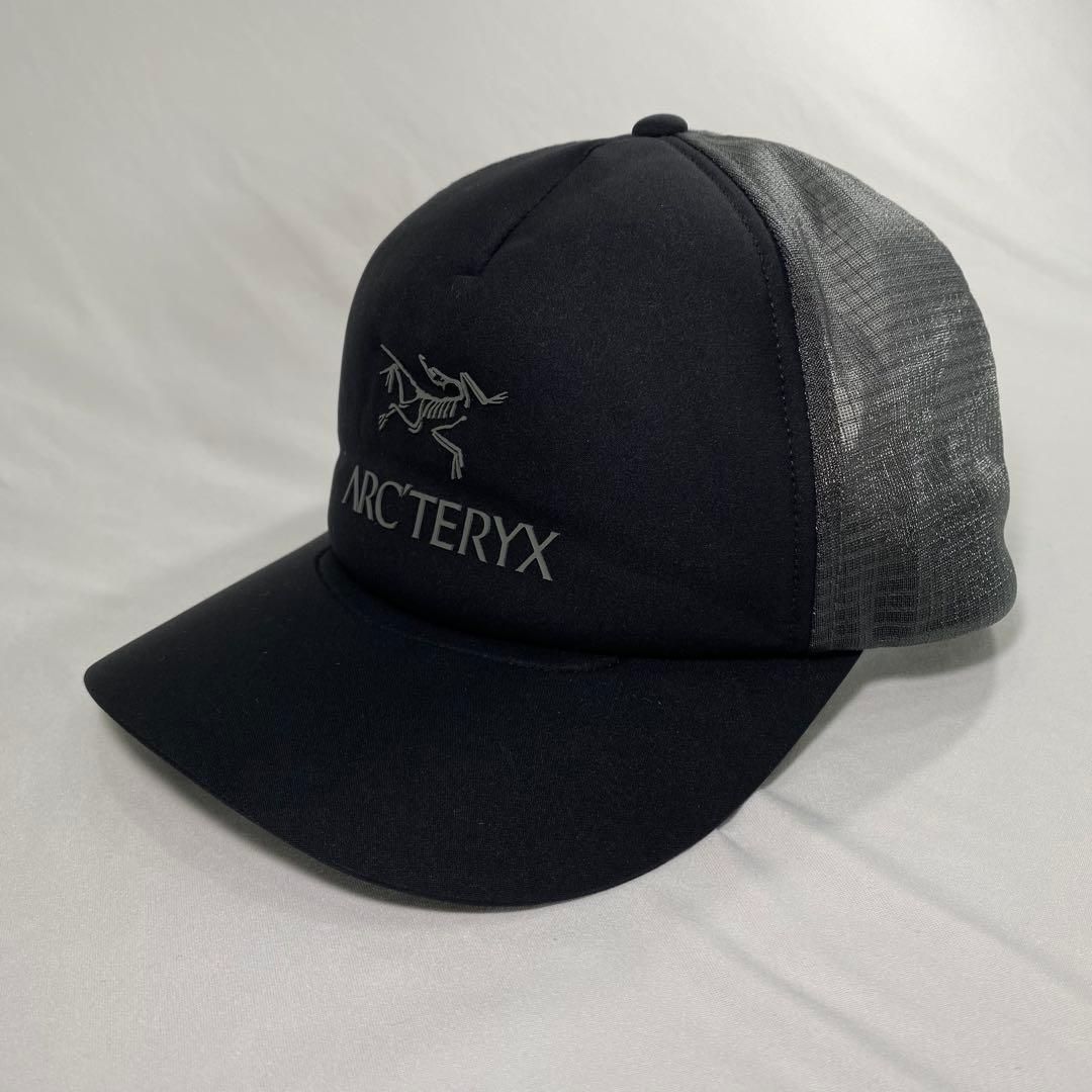 ARC TERYX アークテリクス ロゴ トラッカー フラットキャップ 帽子 アウトドアブランド メンズ レディース ユニセックス デザイン性抜群