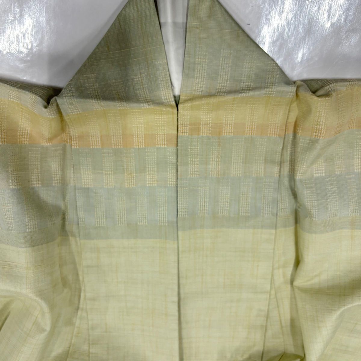 幾何学模様 薄緑