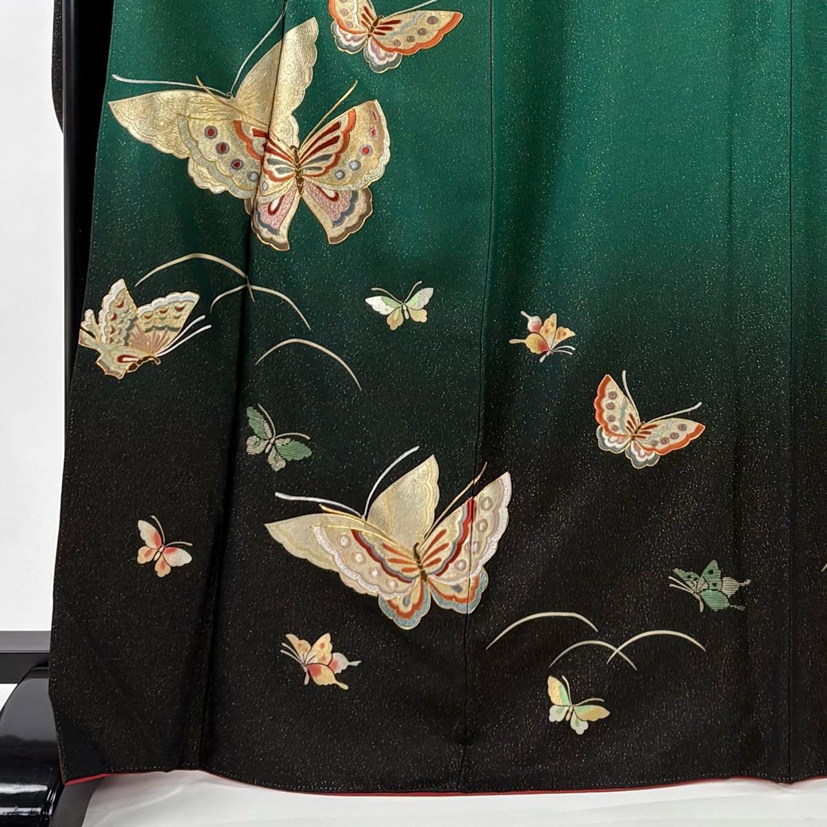 振袖 身丈167 cm 裄丈68.5 L 袷 蝶 刺繍 金通し 緑 正絹