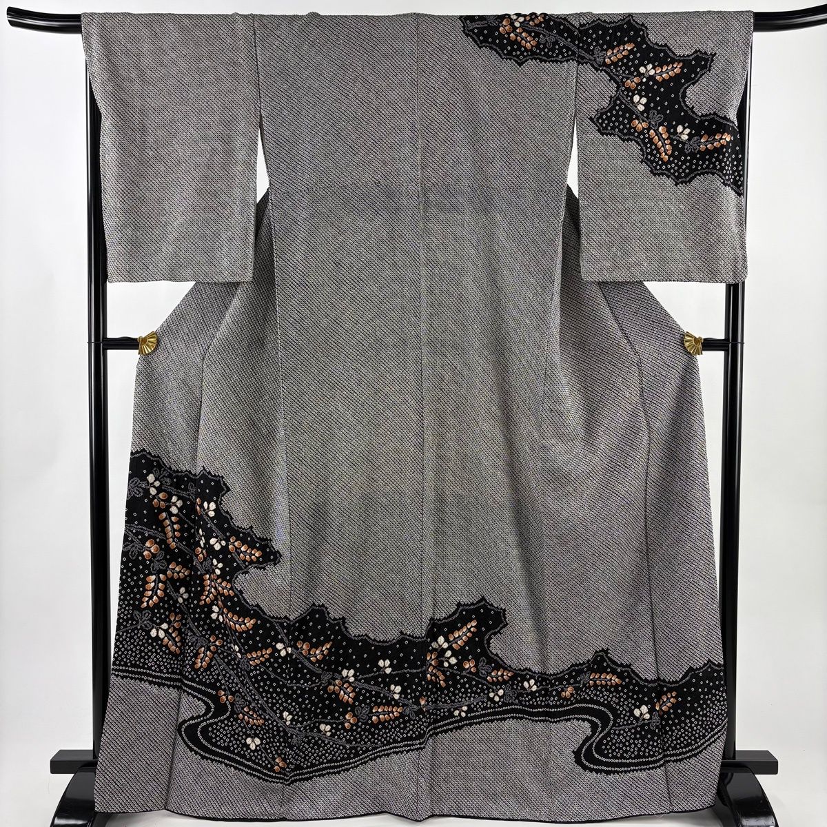 訪問着 身丈166.5 cm 裄丈68 L 袷 鈴乃屋 逆さ雲取り 萩 絞り 金彩 黒 正絹 名品