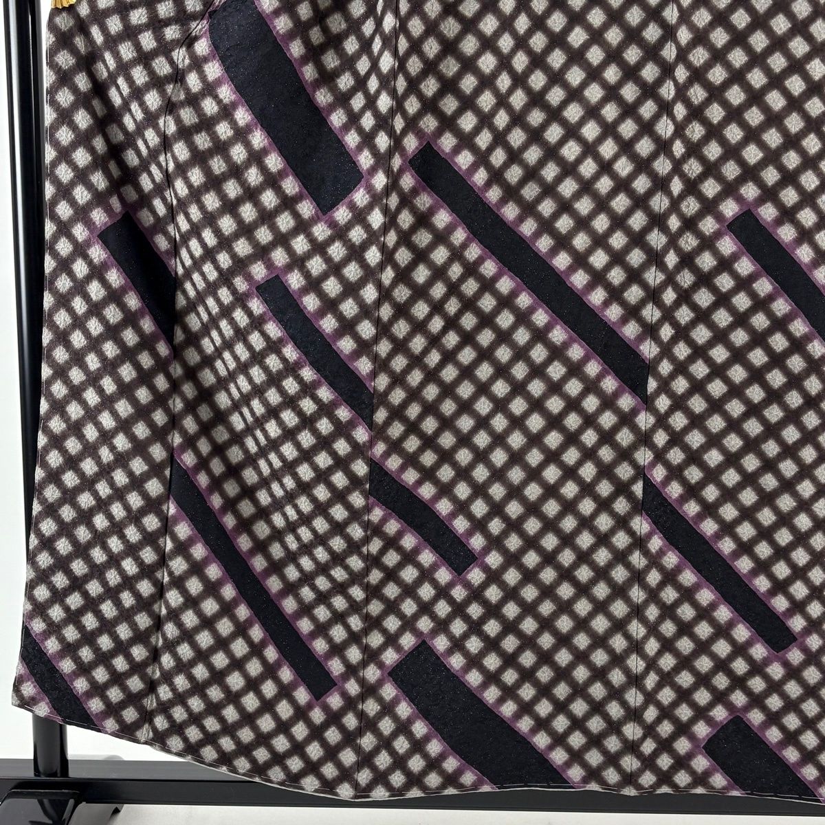 小紋 身丈157.5 cm 裄丈67 M 袷 樋熊哲也 落款 斜め格子 幾何学模様 銀通し 絞り 焦茶色 正絹