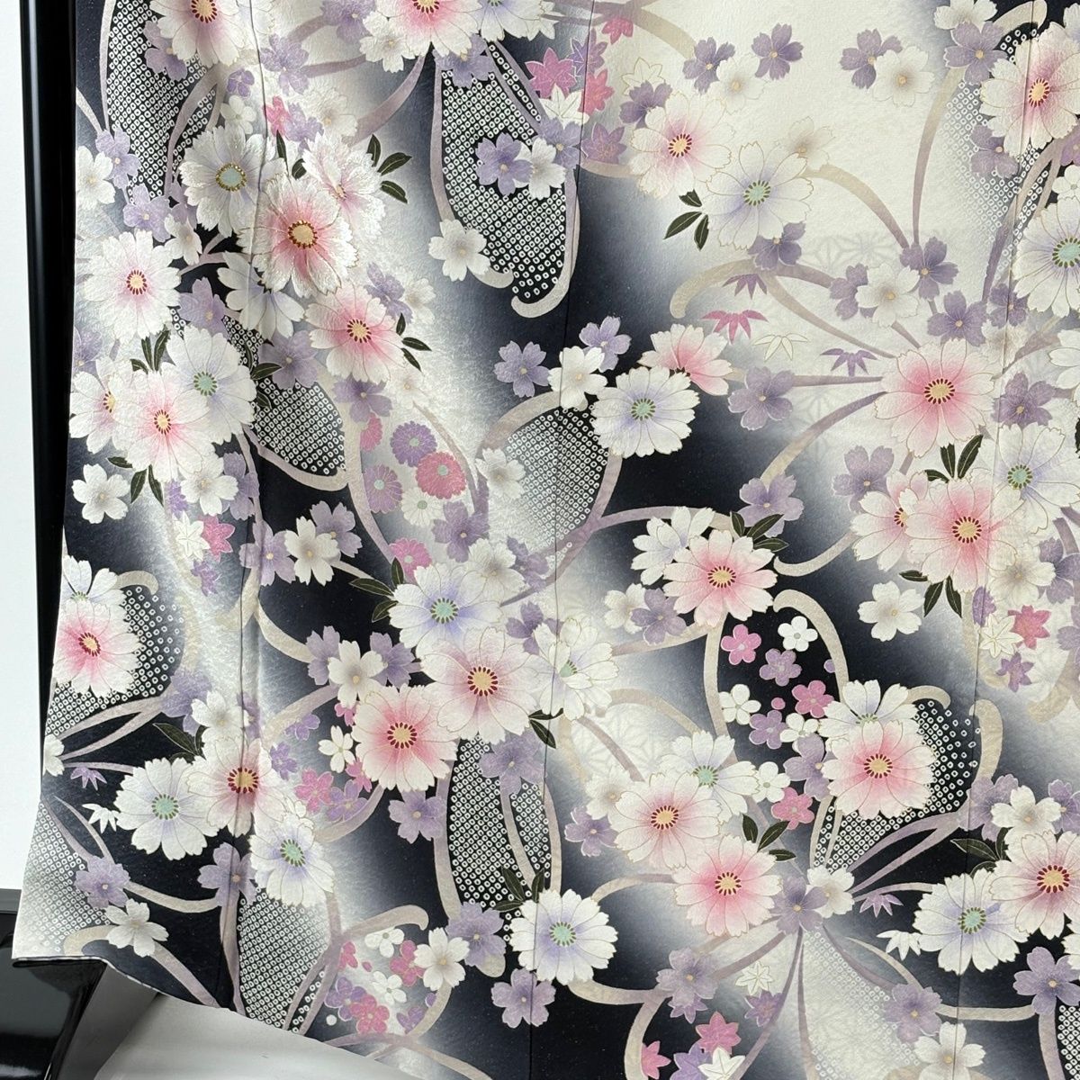 振袖 身丈169 cm 裄丈67 M 袷 草花 疋田柄 箔 銀通し クリーム 正絹