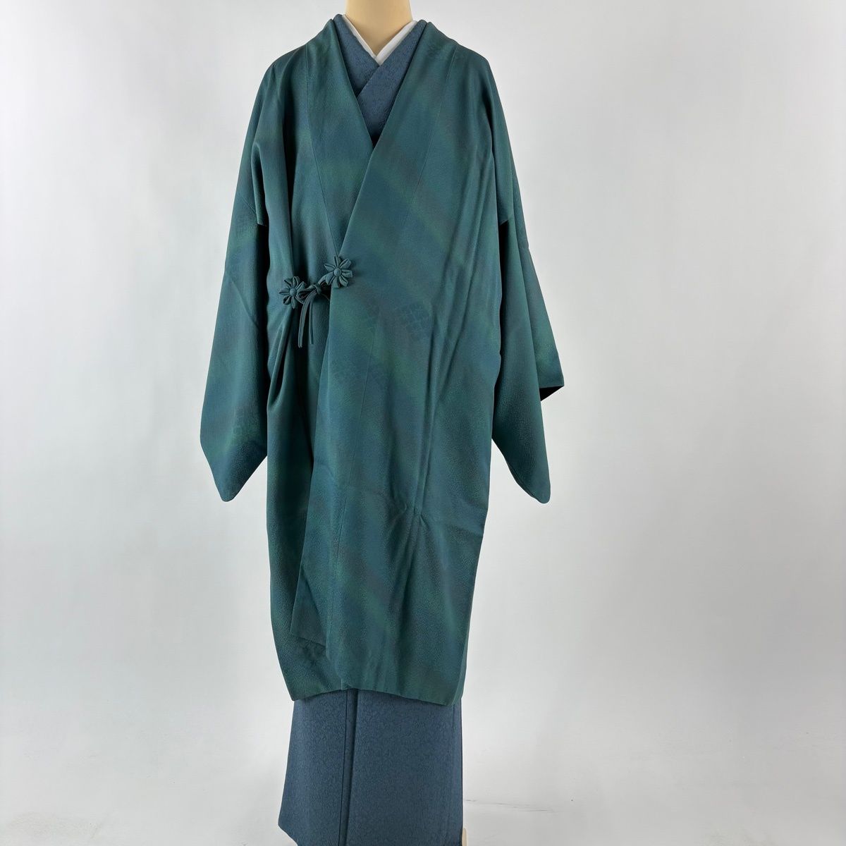 道中着 身丈111.5 cm 裄丈67.5 L 和装コート リバーシブル 地紋 ぼかし 緑 正絹