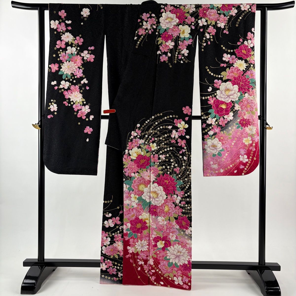  振袖 身丈163.5 cm 裄丈64 M 袷 牡丹 草花 銀通し ラインストーン 黒 正絹 振袖 着物