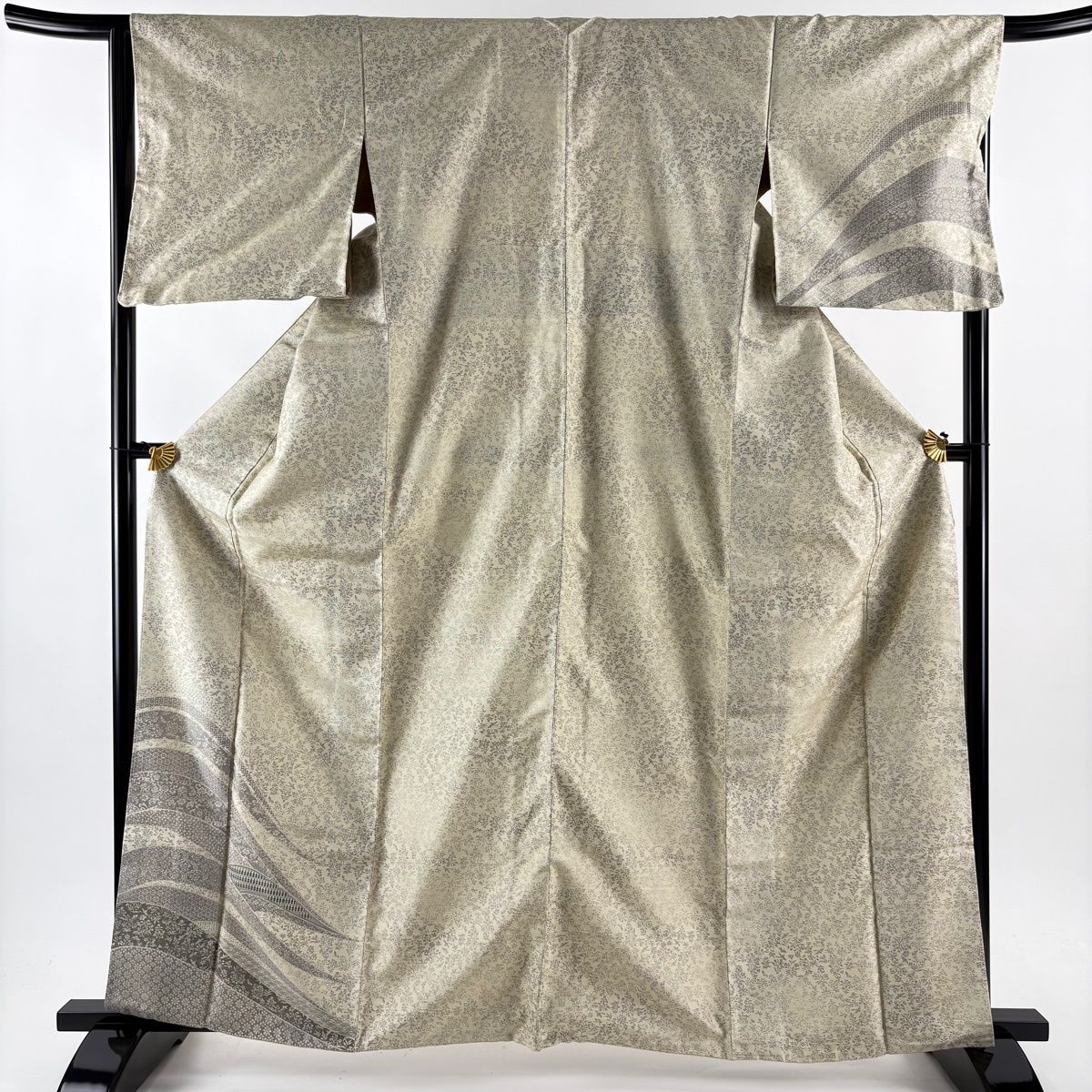 付下げ 身丈163 cm 裄丈66 M 袷 お召地 やまと 波 草花 ベージュ 正絹