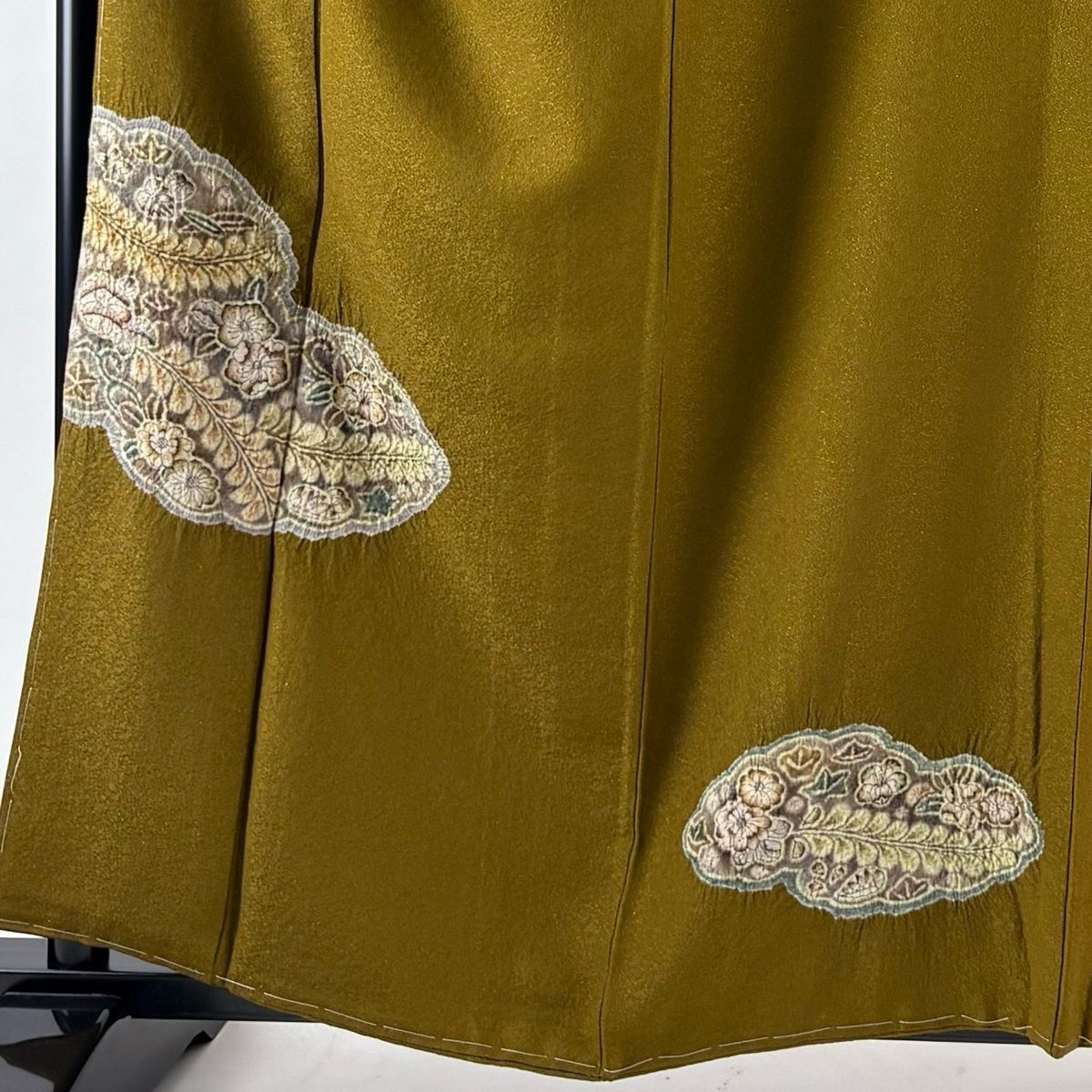 付下げ 身丈159.5 cm 裄丈64.5 M 袷 樋熊哲也 落款 辻が花 雲文 金通し 山吹茶色 正絹