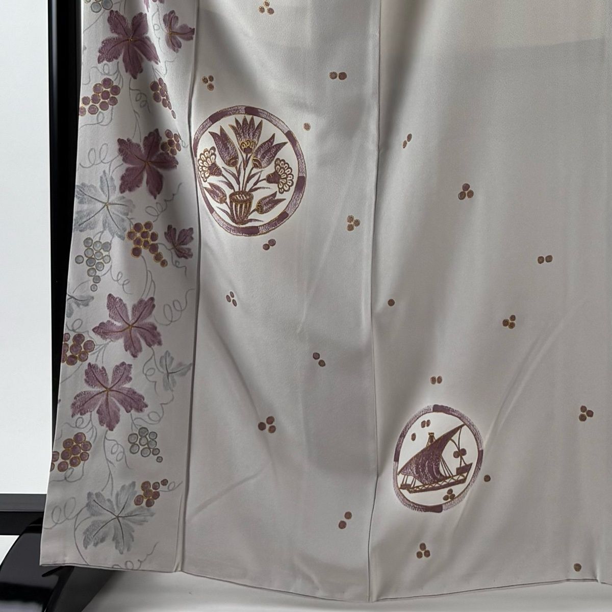 付下げ 身丈165 cm 裄丈67 M 袷 帝王紫 落款 葡萄 草花 金彩 灰色 正絹 一つ紋