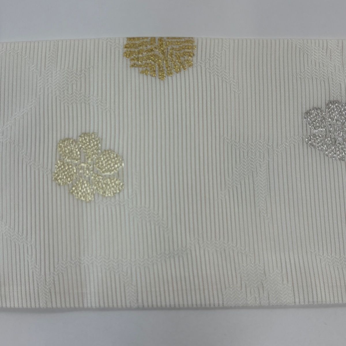 名古屋帯 秀品 夏帯 笹蔓 金銀糸 クリーム 正絹 【中古】 - メルカリ