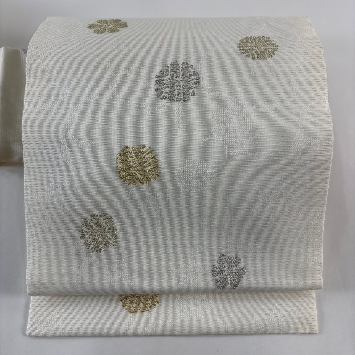 名古屋帯 秀品 夏帯 笹蔓 金銀糸 クリーム 正絹 【中古】 - メルカリ