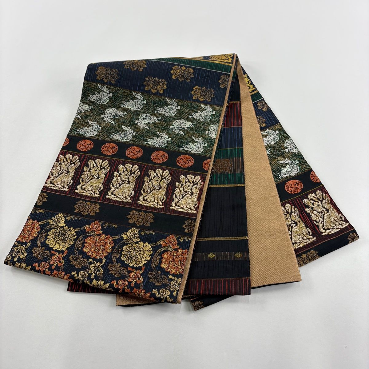 だ*ん様 名物裂袋帯 美品】 袋帯 名品 渡文 落款 名物裂文様 花兎 箔 黒 お太鼓柄 正絹
