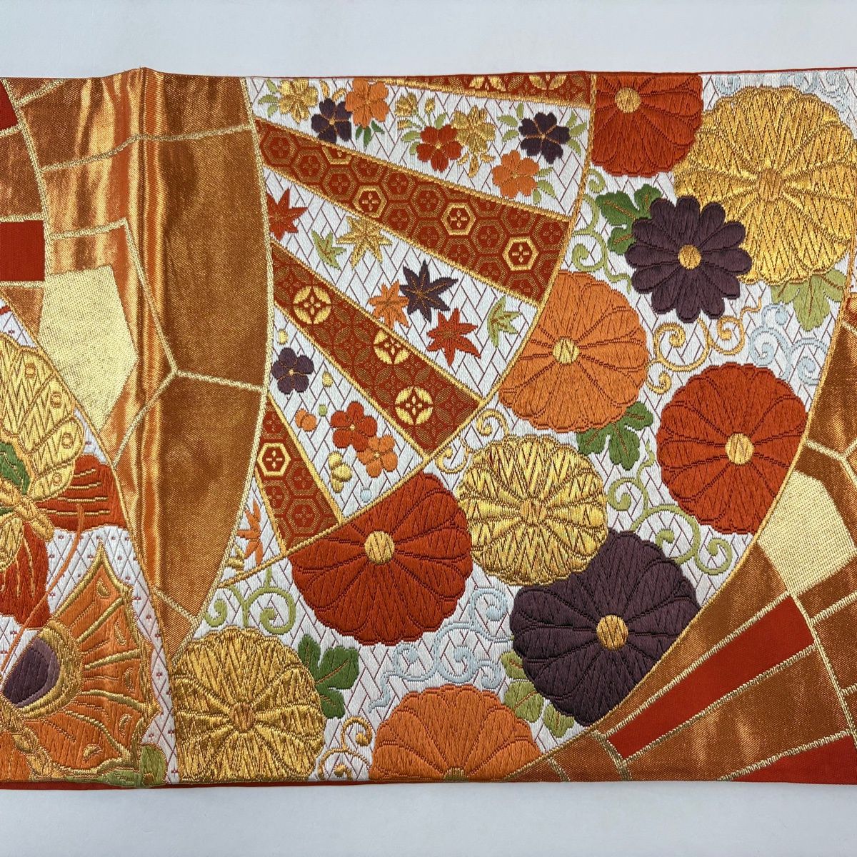 美品】 袋帯 名品 河合美術織物 落款 菊唐草 蝶 箔 金糸 オレンジ 六通