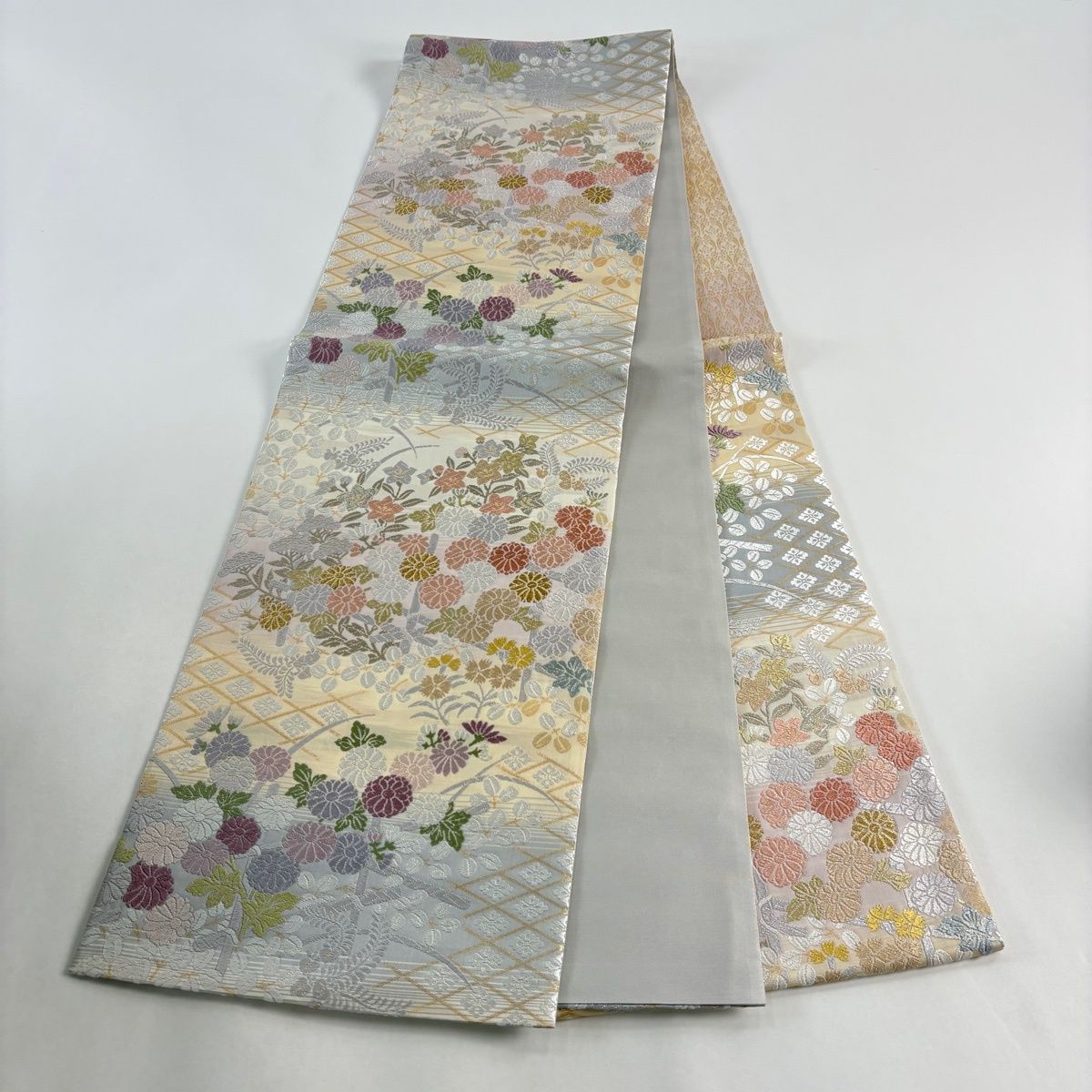  袋帯 秋草 花菱 箔 金銀糸 ベージュ 六通 正絹 袋帯 帯