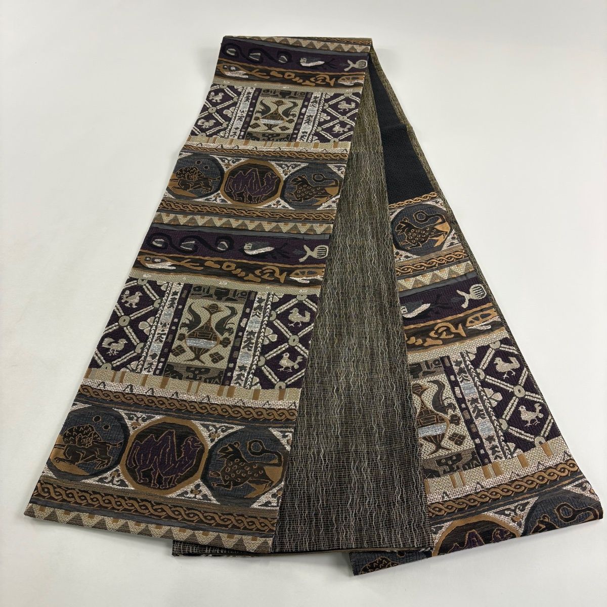 幾何学模様 金糸