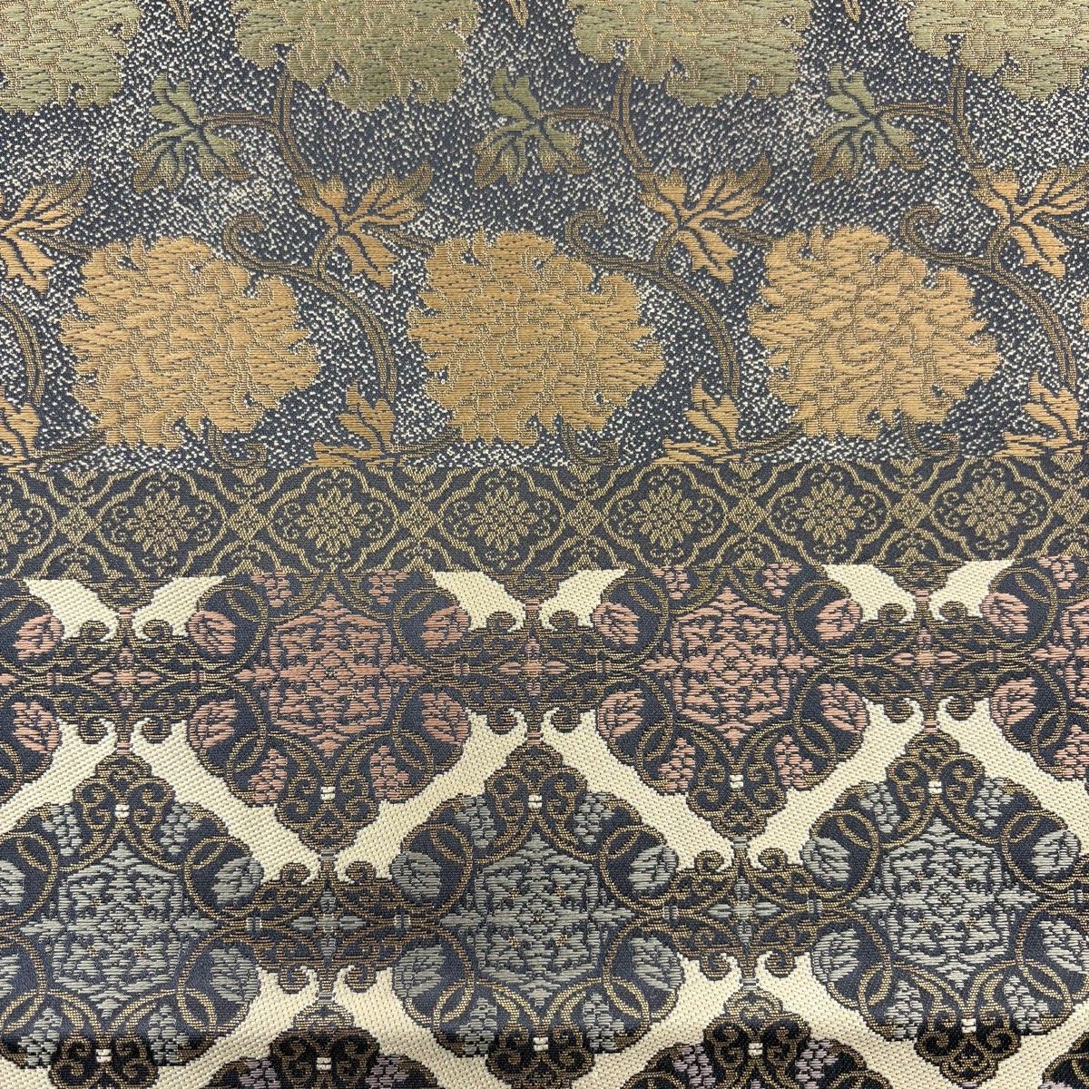 袋帯 名品 箔屋清兵衛 落款 悠久の美 華文 花唐草 箔 刺繍 墨色 お太鼓柄 正絹