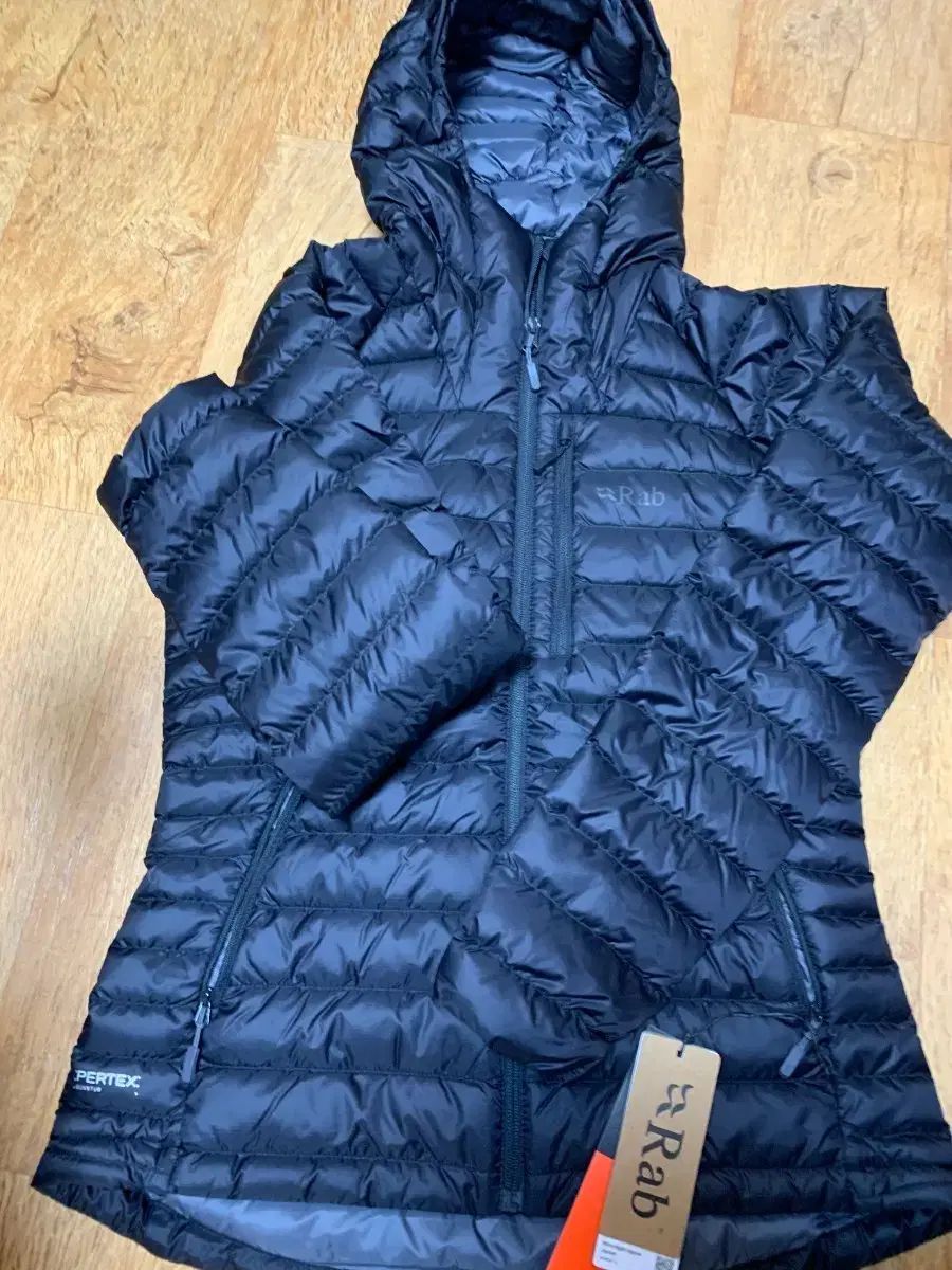 ラブマイクロ ライト アルパインジャケット