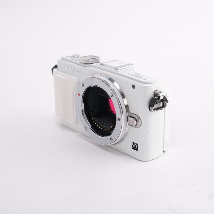 中古】(オリンパス) OLYMPUS E-PL6 ボディ ホワイト - メルカリ