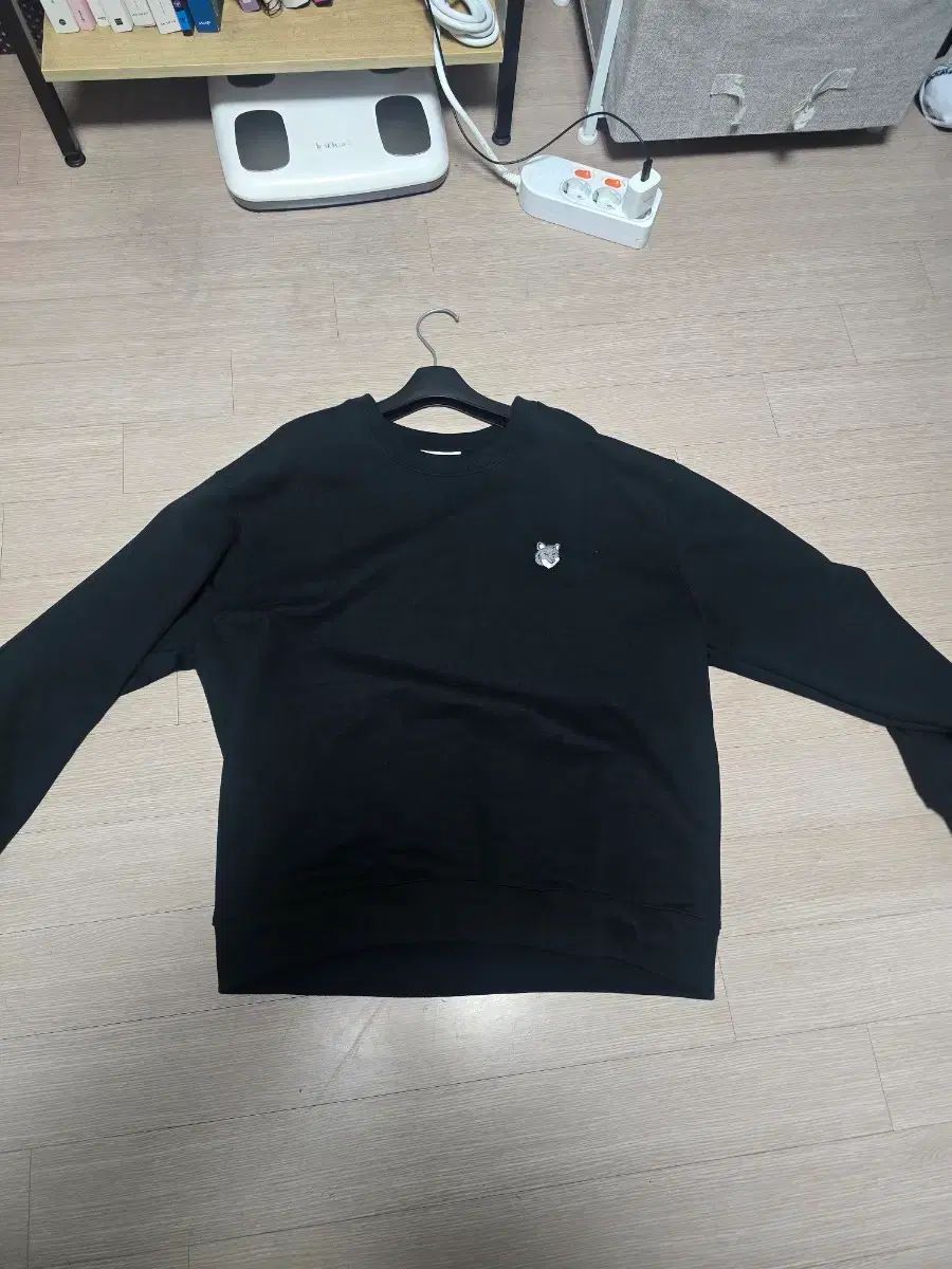 メゾンキツネ ブラック スウェット M サイズ 出品 【公式通販】