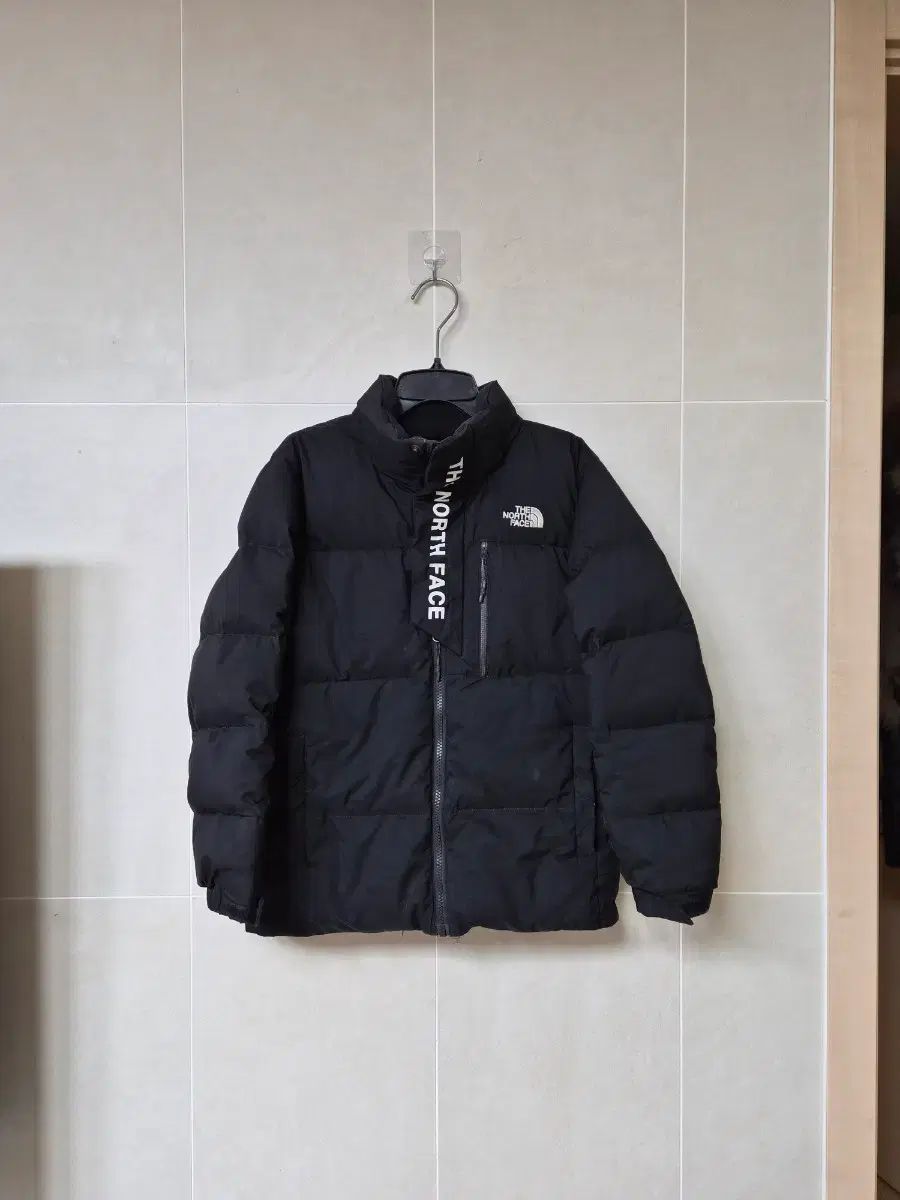 THE NORTH FACE ザノースフェイス ブラック ダウン アウター 9 10歳