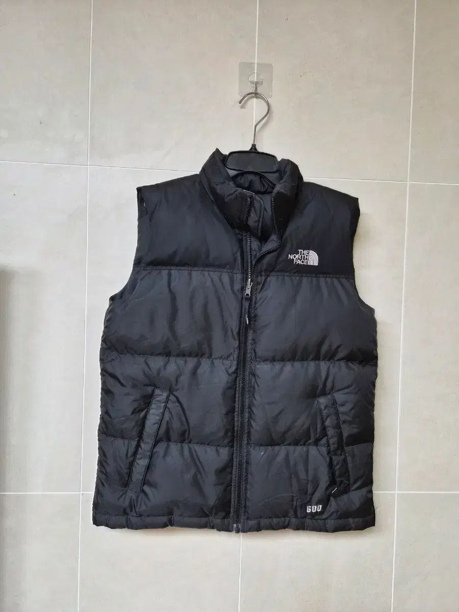 THE NORTH FACE ザノースフェイス 600 ブラック ダウン ベスト 9 10歳