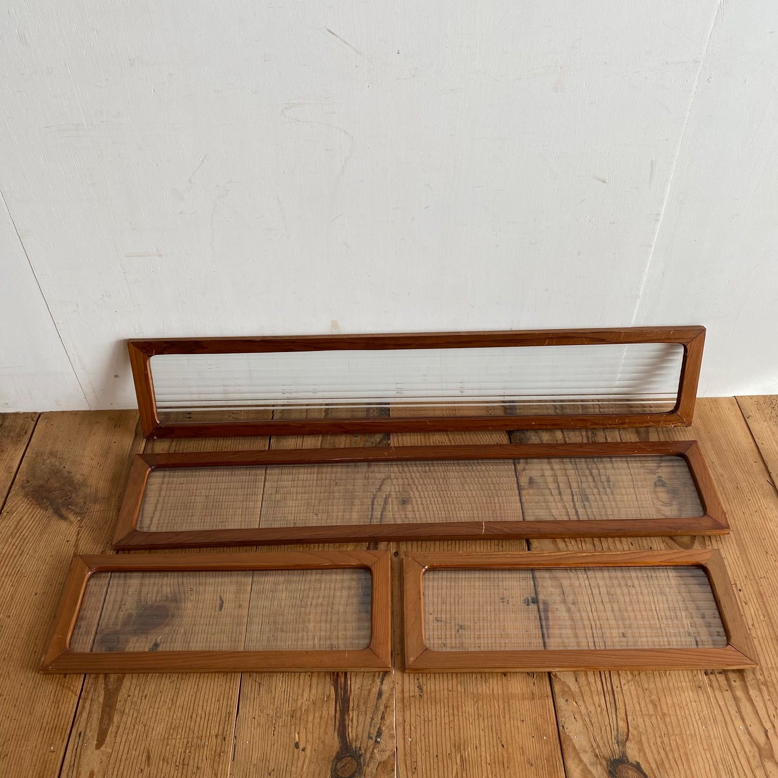 4点セット アンティーク 木枠 モールガラス 古い窓枠 フレーム