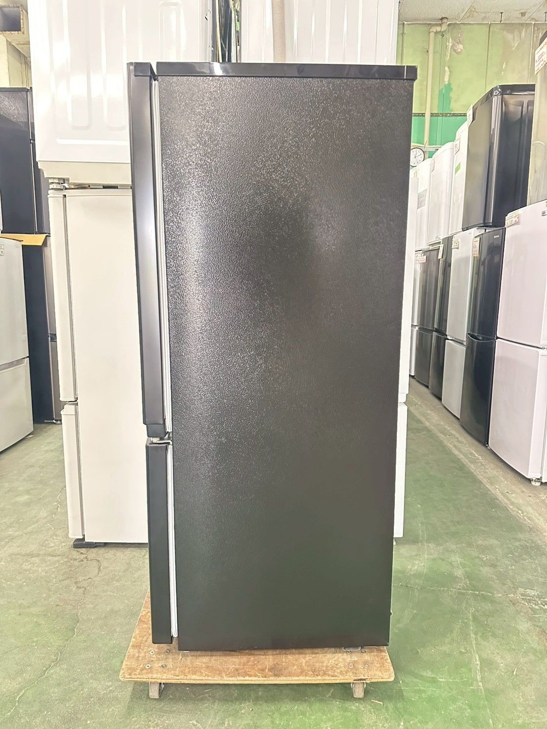 大阪送料無料☆3か月保障付き☆冷蔵庫☆東芝☆2ドア☆2023年☆GR-U15BS