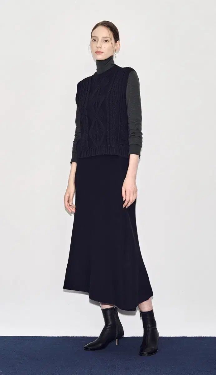 The HANDSOME TIME カシミアブレンド ONE スリット ニット スカート ドライクリーニング完了