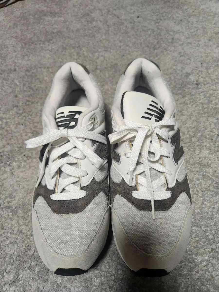 ニュー ンス 530 スニーカー - 270 クリーニング完了