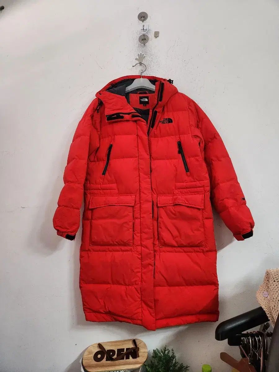 THE NORTH FACE ザノースフェイス ロングダウンジャケット 700 レッド