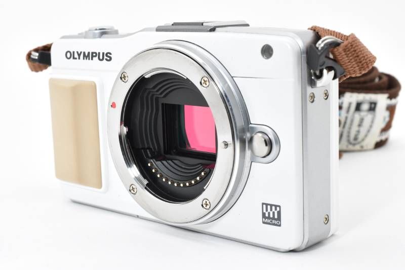 実用光学 Olympus オリンパス Pen mini E PM 2 ボディ 白 ホワイト シャッター数3868回と少ない ミラーレス一眼カメラ 4016 16