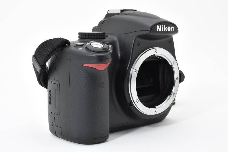 ★撮影枚数3,808枚・一部不具合品★ ニコン D5000 ボディ #19554 D5000 ボディ 中古価格比較 - 価格.com