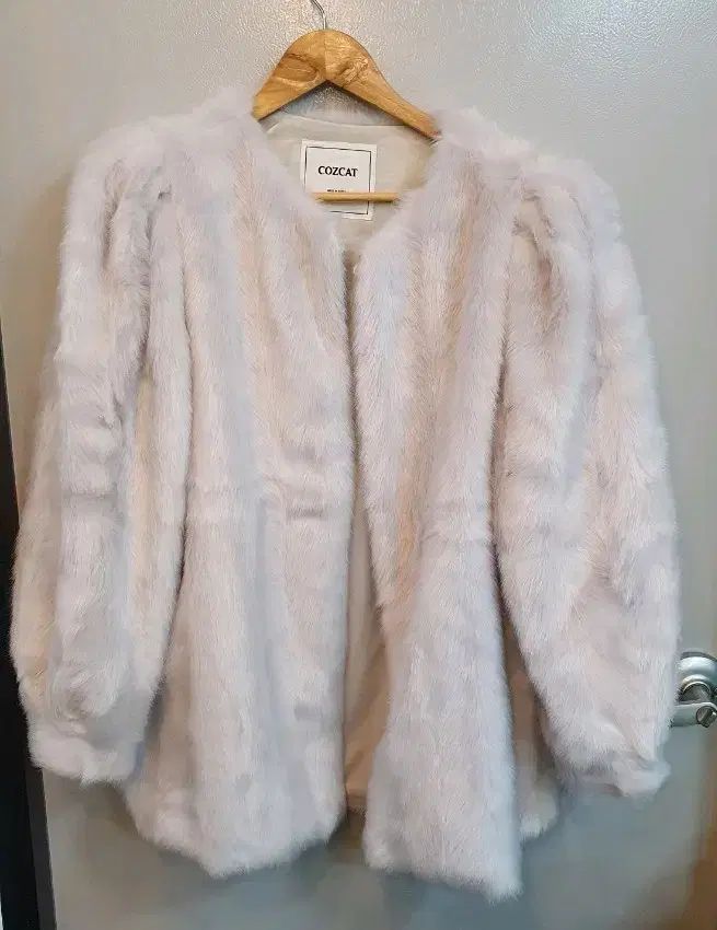 レディース キャット ドーブ ファージャケット Free!