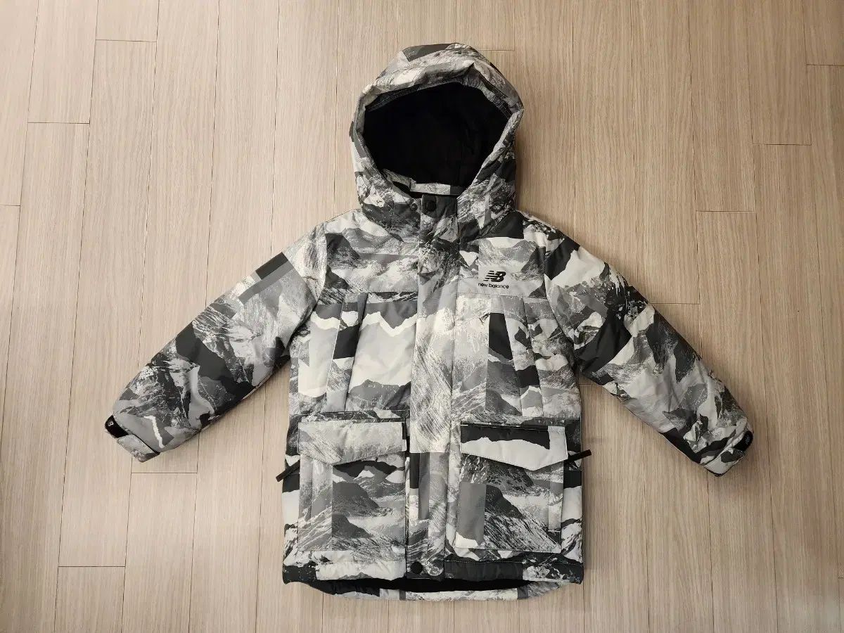 ニュー ンスキッズ スキースーツ 上下セット 120