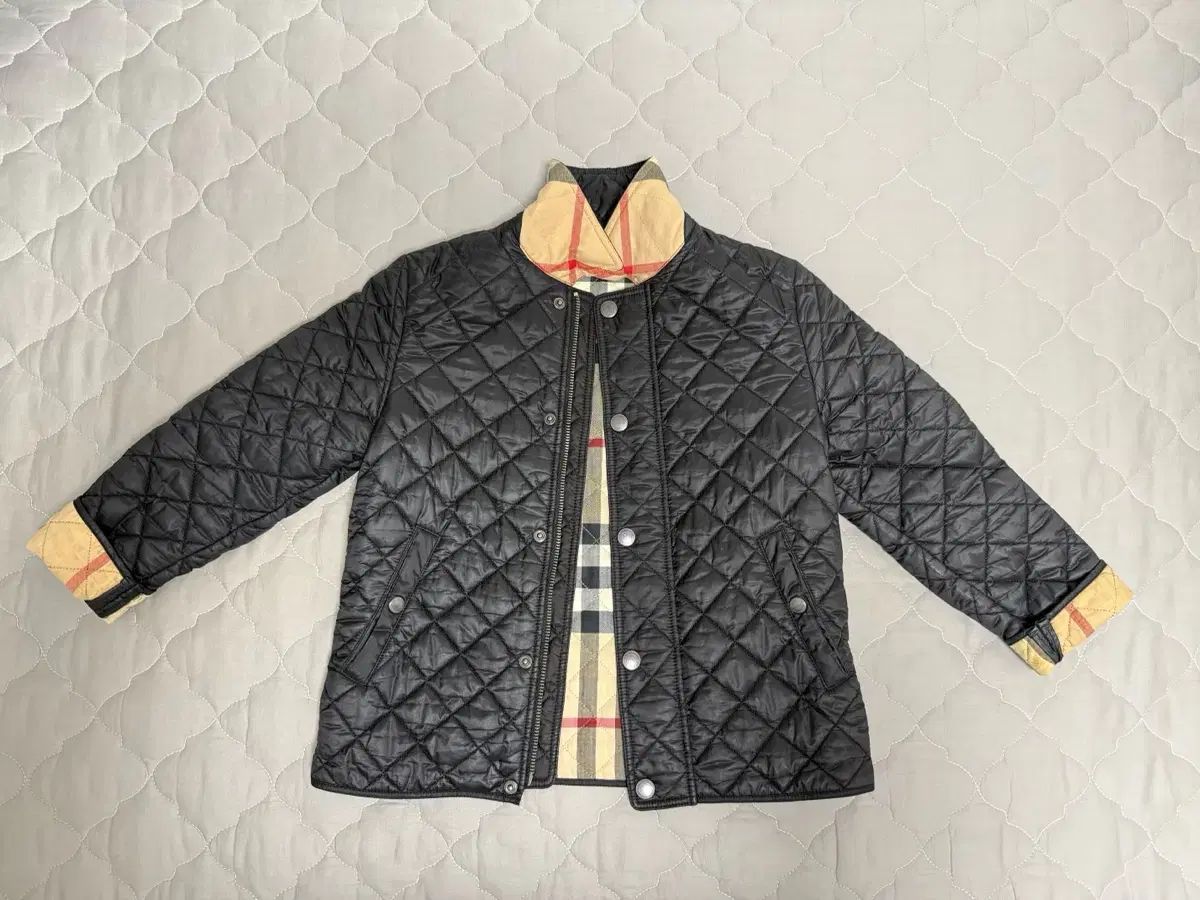 子供用 BURBERRY バーバリー ユニセックス 人気 ネイビー キルティング