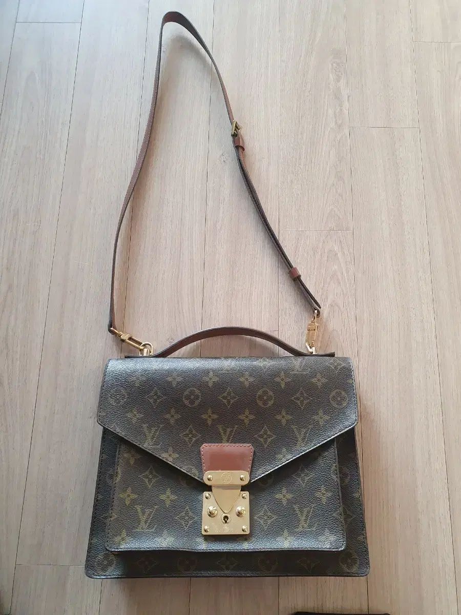 ルイヴィトン モノグラム 몽소 バッグ