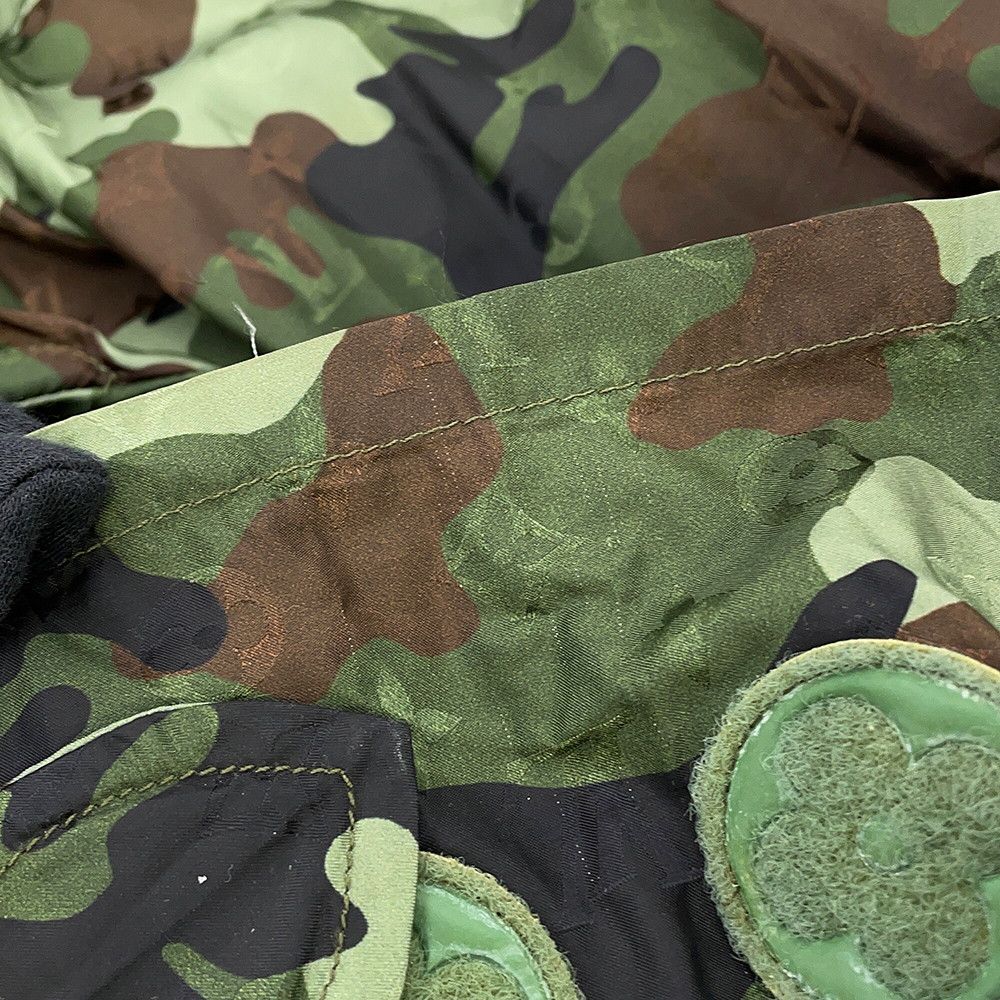 カモフラージュ ナイロンジャケット ルイ・ヴィトン LOUIS VUITTON(ルイヴィトン) Camo Monogram Windbreaker RM202M XCO