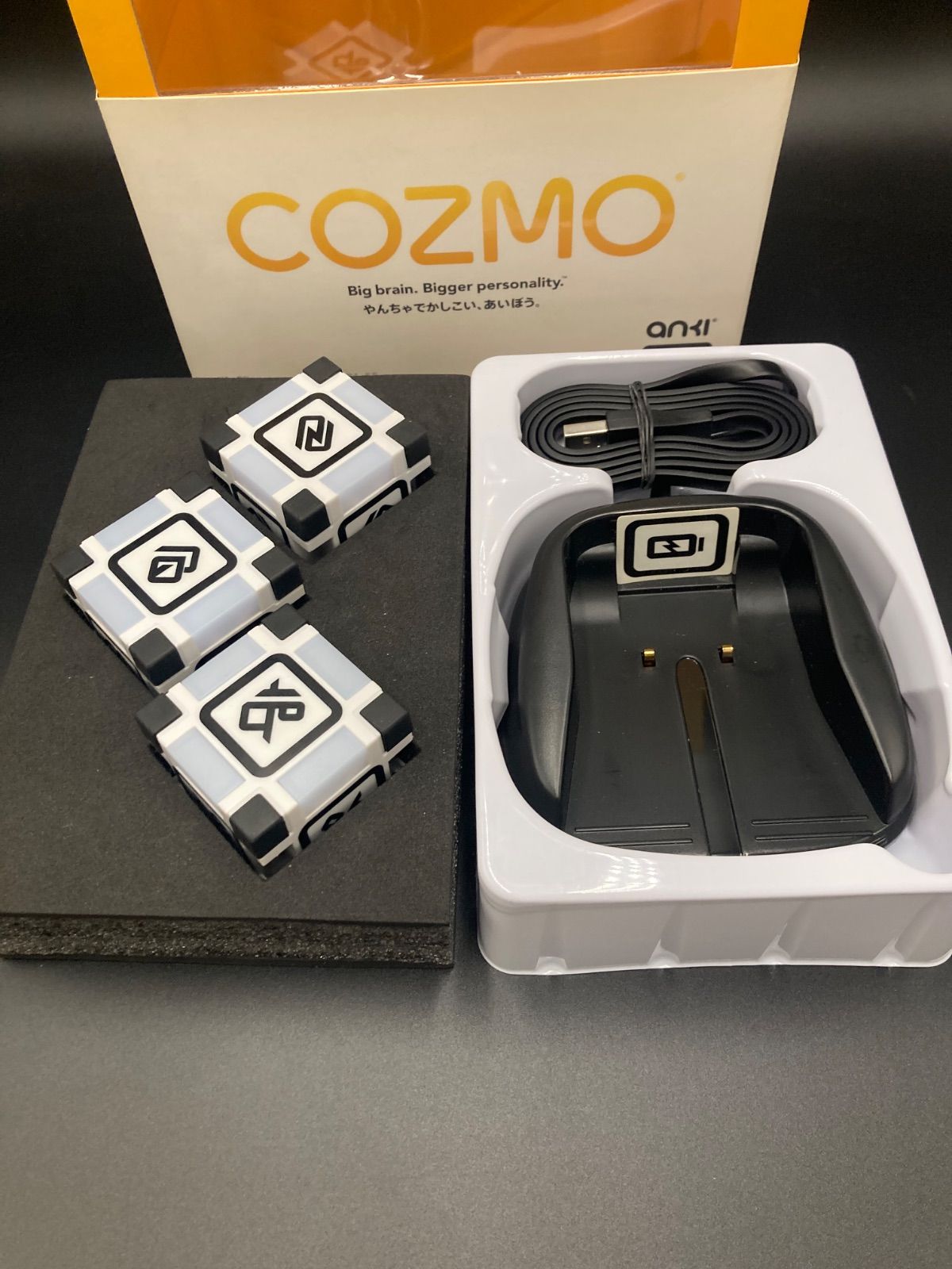 本体2台【極美品】COZMO (コズモ) AIロボット クリスマス プレゼント